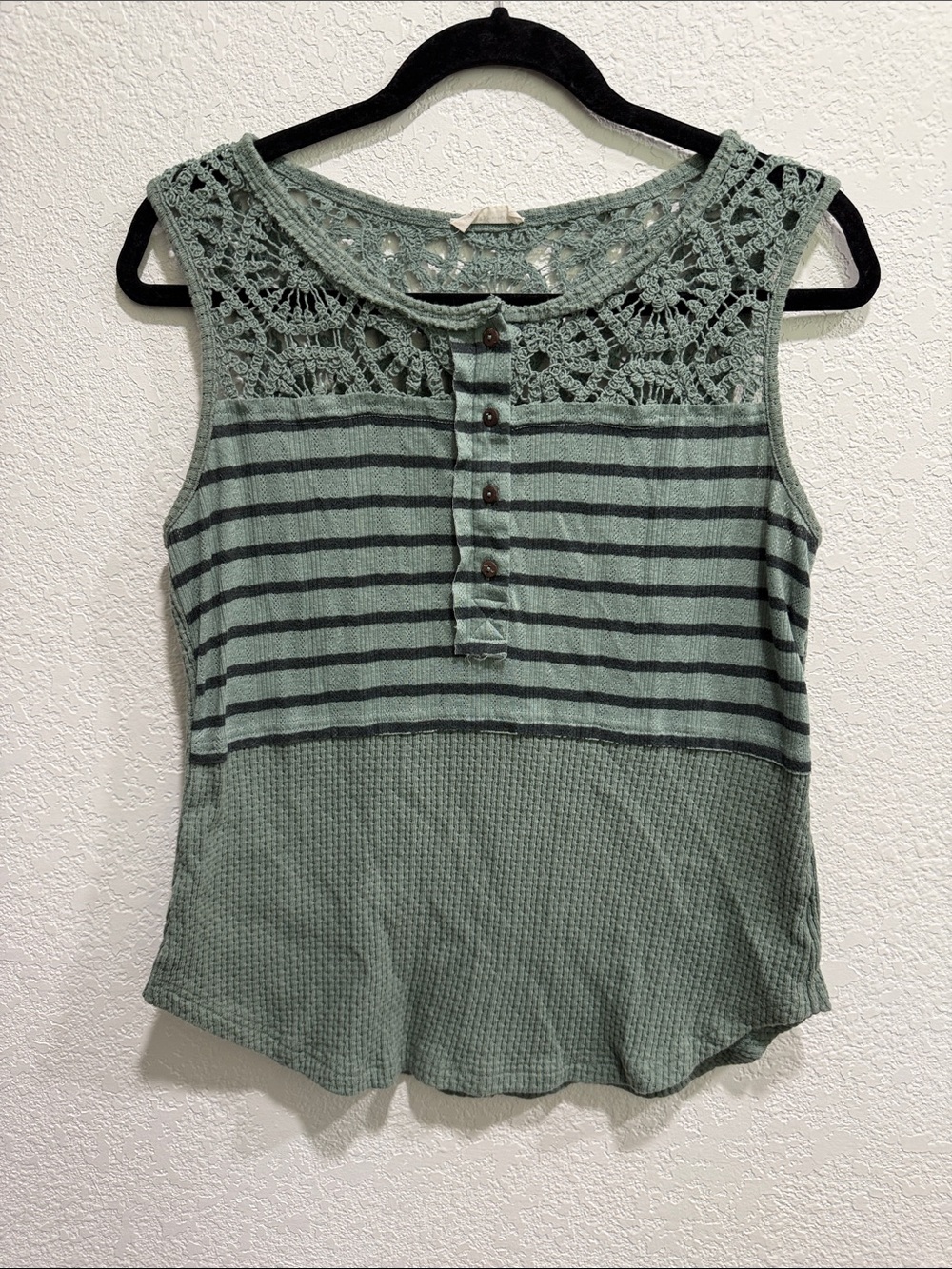 Miss Me Large Green Crochet Lace Striped Henley Tank Top Boho Western
